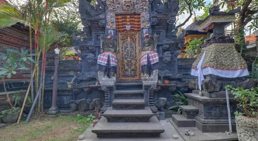 Oyo Life 92852 Singgah Hotel Legian 2*, Legian (Bali)