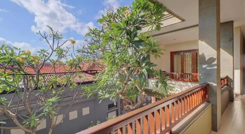 **  Oyo Life 92852 Singgah Hotel Legian Indonesia