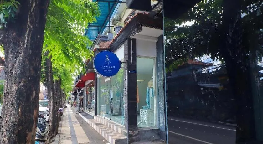 Oyo Life 92852 Singgah Hotel Legian  Legian (Bali)