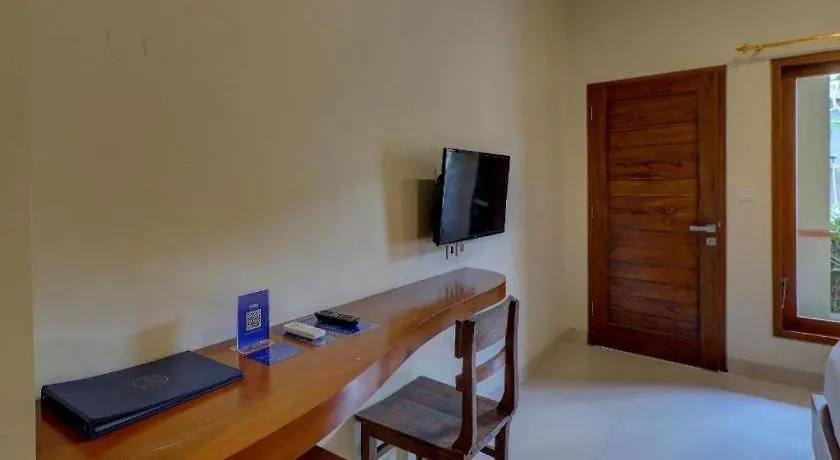 **  Oyo Life 92852 Singgah Hotel Legian Indonesia